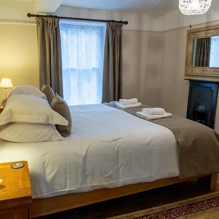 Forrest's Yard - 2 Kendal